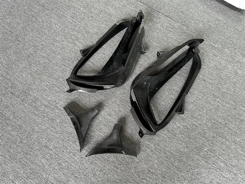 Dry Carbon Fiber Side Vents for SF90 Dry Carbon Fiber Replacement Air Vents for SF90 Side Fender Vent Car Part